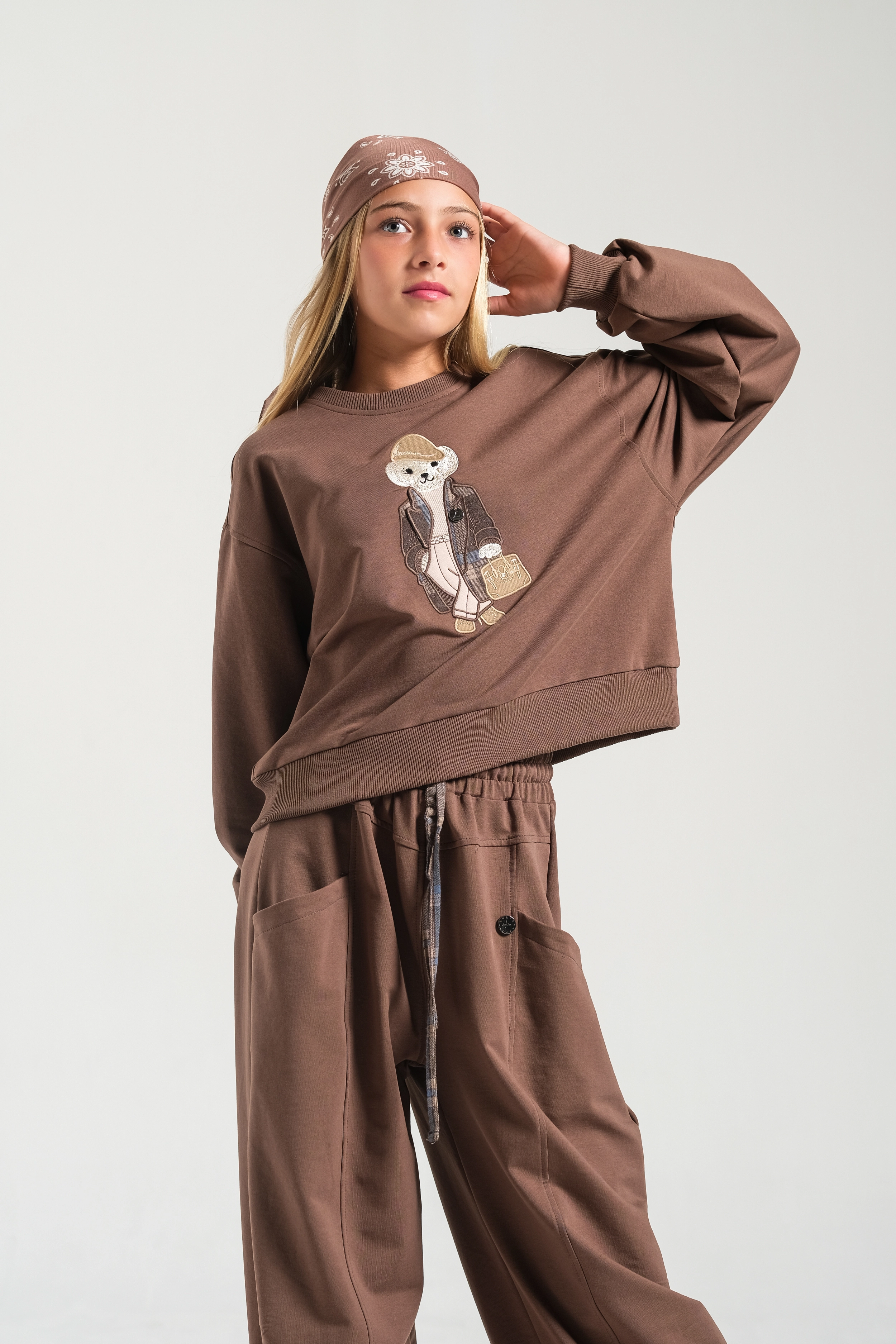 Kız Çocuk Ön Aplike Nakışlı Sweat Kahverengi(9-15 yaş)