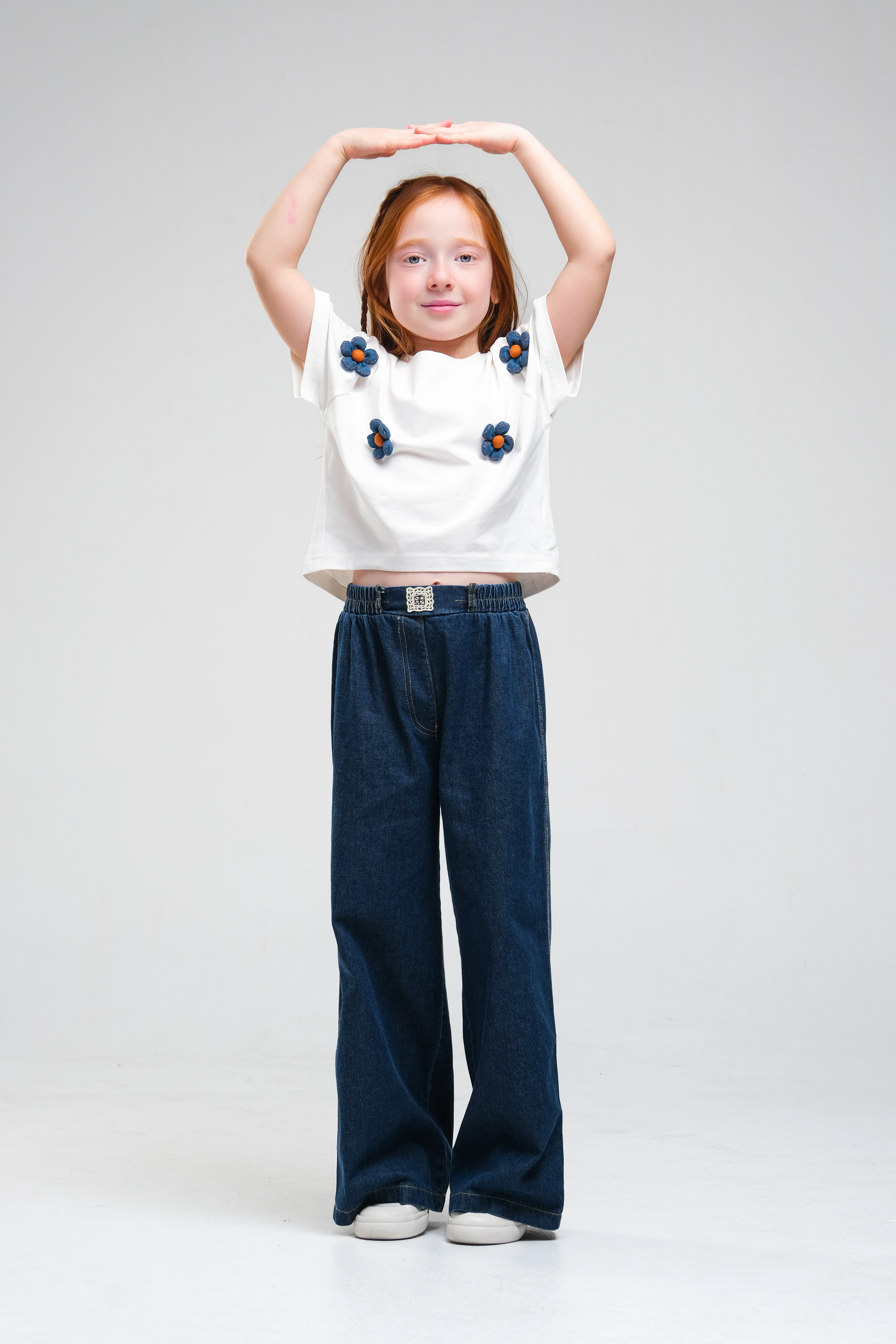3-8 Çiçek Aplikeli Oversize Jean Takım