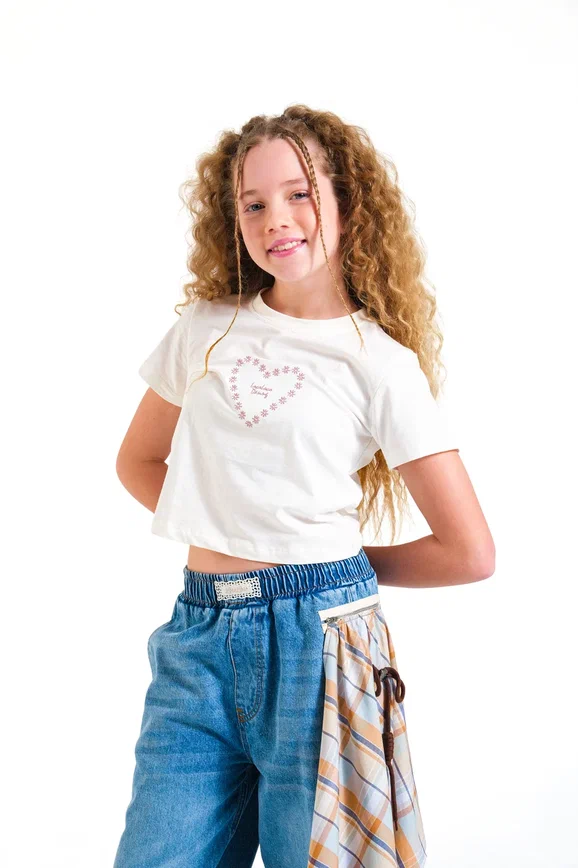 8-14 Kalp İşlemeli Ekru T-shirt