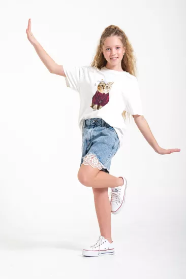 8-15 Burgundy Cat T-shirt